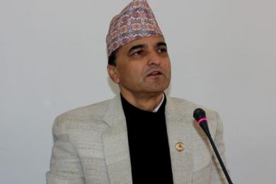 संविधानमा संशोधनमा छलफल गर्न मतदातासँग योगेशको आग्रह